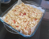Foto del paso 5 de la receta: Tarta de almendra y fresas