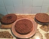Foto del paso 10 de la receta: Torta de chocolate rellena de doble cremas