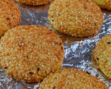 عکس مرحله 9 از دستور شیرینی کنجدی ساده(با روغن مایع)