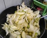 Foto langkah ke 4 dari resep Tumis Kembang Turi Ebi Tauco.