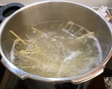 Foto del paso 1 de la receta: Pasta a la carbonara