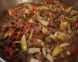 Foto langkah ke 7 dari resep Tumis Daging Sapi Kecap + Saus Tiram.