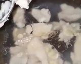 Foto langkah ke 4 dari resep Tekwan Udang Putih Telur.