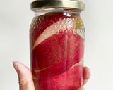 Foto del paso 4 de la receta: Masa madre natural hecha con una manzana y agua
