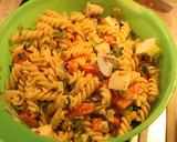 Foto del paso 13 de la receta: Ensalada de pasta, pal ragú mío
