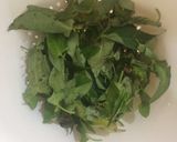 Foto langkah ke 1 dari resep Tumis kangkung saos tiram.