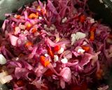 Foto del paso 2 de la receta: Repollo morado guisado sabor chucrut