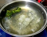 Hình bước làm 3 của món Chè hạt sen long nhãn