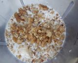 A picture of step 5 of Healthy Banana Walnut Smoothie.