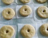 Foto langkah ke 7 dari resep Donat empuk.