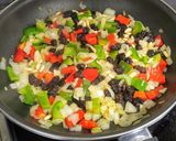 Foto del paso 2 de la receta: Arroz caprichoso