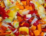 Foto del paso 2 de la receta: Pastillas Caseras de Pollo y Vegetales 100% Naturales
