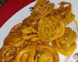 कुरकुरी रसभरी जलेबी (Kurkuri rasbhari jalebi recipe in hindi) रेसिपी चरण 6 फोटो
