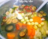 Hình bước làm 4 của món Canh gà tiềm hạt sen