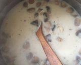 صورة لخطوة 3 من وصفة شوربة الفطر بالكريما