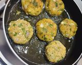 A picture of step 3 of Paneer potato cutlet.