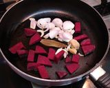 A picture of step 2 of Beetroot Onion Chutney.