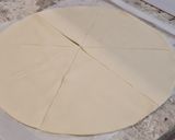 Foto del paso 2 de la receta Croissant de jamón York y queso mozzarella