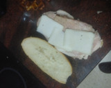 Foto del paso 1 de la receta: Bocadillo de pollo relleno y queso majorero