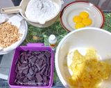 Foto langkah ke 1 dari resep 14.2020.Choco Stick Almond Sandwich Cookies.