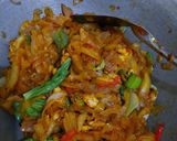 Foto langkah ke 5 dari resep Kwetiau goreng ala abang2.