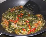 Foto langkah ke 3 dari resep Ca Kangkung Taoge.
