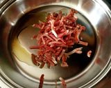 Foto del passaggio 2 della ricetta Tubetti speck e zafferano