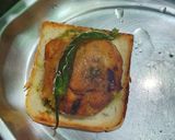 A picture of step 9 of Bread vadapav sandwich.
