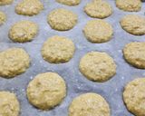 Foto del paso 3 de la receta: 🍌🍪 Galletitas de banana y avena 🍪🍌 Fáciles, rendidoras y muy sabrosas 😋