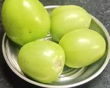 ग्रीन(हिरव्या) टोमॅटोची भगरा भाजी (Green Tomatochi bhaji Recipe In Marathi) रेसिपी स्टेप 1 फोटो