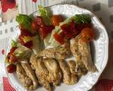 Foto del paso 4 de la receta: Pechugas de pollo a la plancha con cogollos y tira de pimiento asado