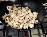 A picture of step 3 of Spaghetti Meat Sauce (Vietnamese Fusion) | Mì Spaghetti Theo Vị Việt Nam.