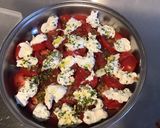 Une image de l'étape 5 de Salade de tomates jambon de la forêt noire et burrata.