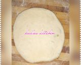 A picture of step 5 of Stuffed pita bread.