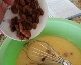 Foto del paso 3 de la receta: Torta con pasas y nueces