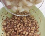 A picture of step 5 of چنا چاٹ.
