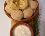 Foto do passo 4 de Bolinho de mandioca com frango e queijo 😋