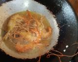 Foto langkah ke 3 dari resep Udang Galah goreng.