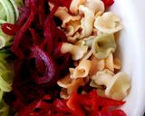 A picture of step 2 of My Spiral veg & Pasta Salad. 😉.