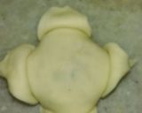 A picture of step 10 of Flower shaped Pista Gujhia.