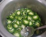 A picture of step 6 of Jalapeno pickle.