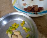 A picture of step 4 of Sheer khorma.
