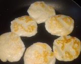 Foto langkah ke 3 dari resep Wingko babat teflon enak.