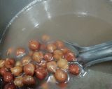 A picture of step 1 of Chana Prashad.