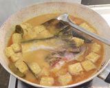 Foto langkah ke 7 dari resep Patin Tempe Kuah Kuning.