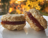 Foto del paso 3 de la receta: Alfajores de avena y membrillo. saludables sin harina ni azúcar