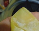 Hình bước làm 4 của món Hoành thánh nhân tôm thịt
