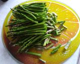 Foto del paso 2 de la receta: Espárragos rebozados con salsa tártara