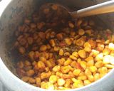 A picture of step 5 of Palak corn sabji.
