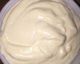 A picture of step 2 of Mayonnaise.